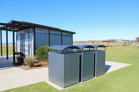 Public Litter Bins at Bristow Smith Reserve